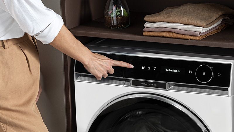 TFT Ekran: Dilinizi Konuşan Bir Makine